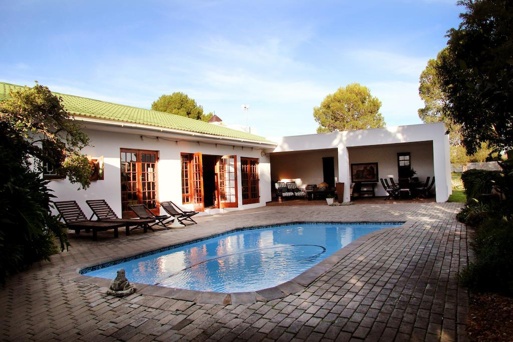 Fynbos Guest House Riversdale Exterior photo